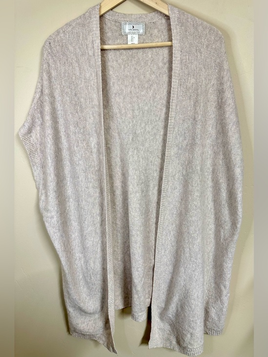 ruby moon Sweaters - 🌙 Anthropology Ruby Moon Open-Front Oversized Knit Shrug in Light Taupe - Large
